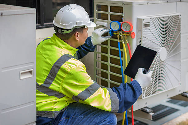 Professional Hvac technician working in Saddle River, NJ